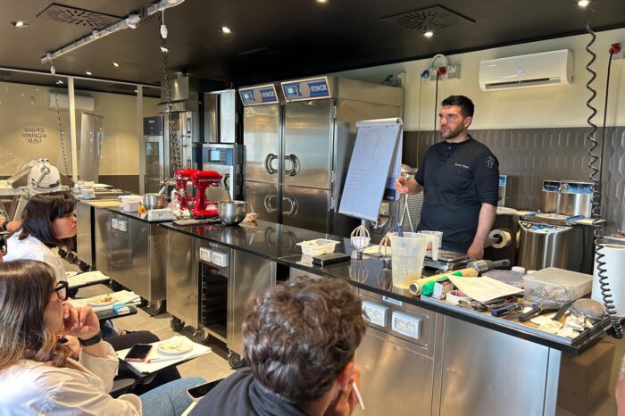 Sold out per Tommaso Foglia a Etica Academy